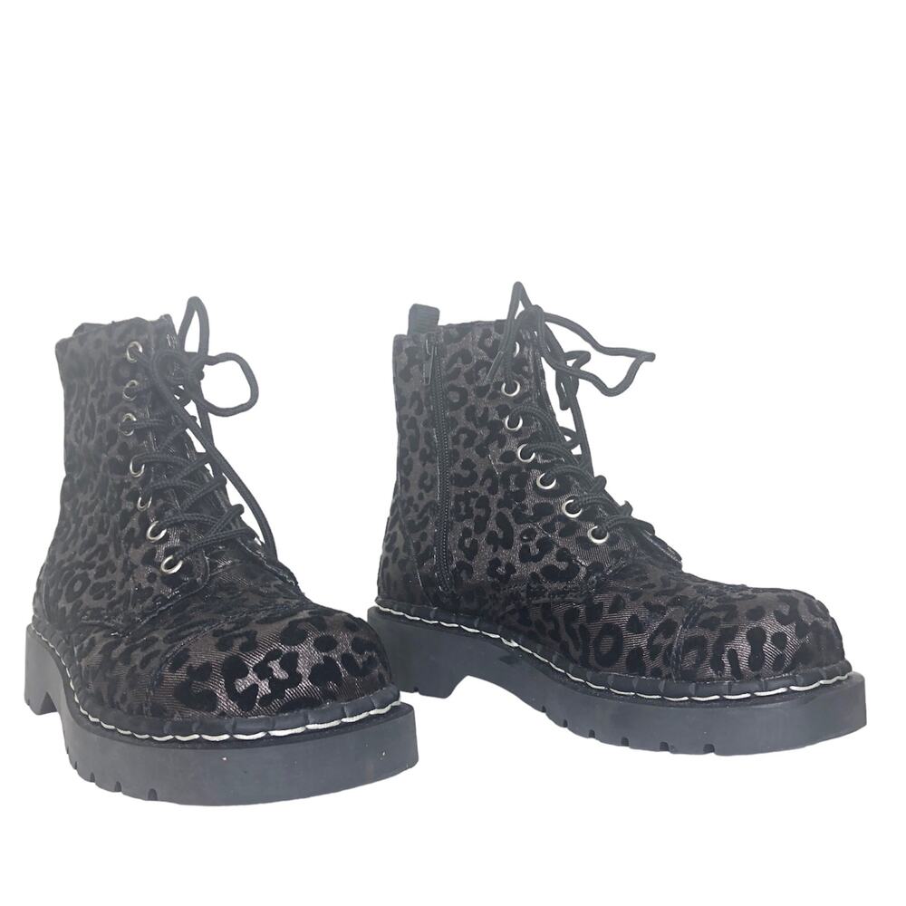 TUK Anarchic Boot Velvet Leopard Combat Moto Platform Lace Up Black US 6